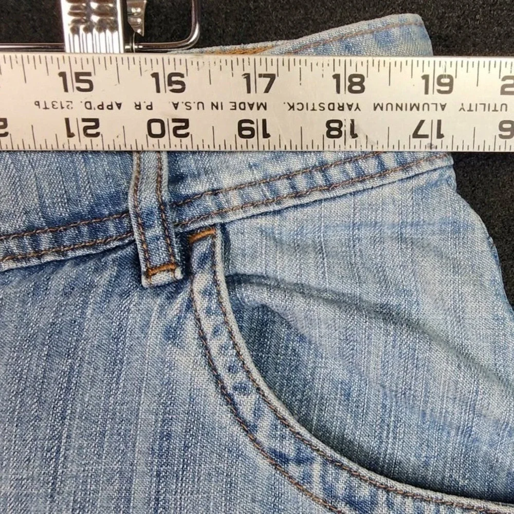 VF Jeanswear Womens Capris denim size 18M Cropped Denim‎ Wide Hem Casual